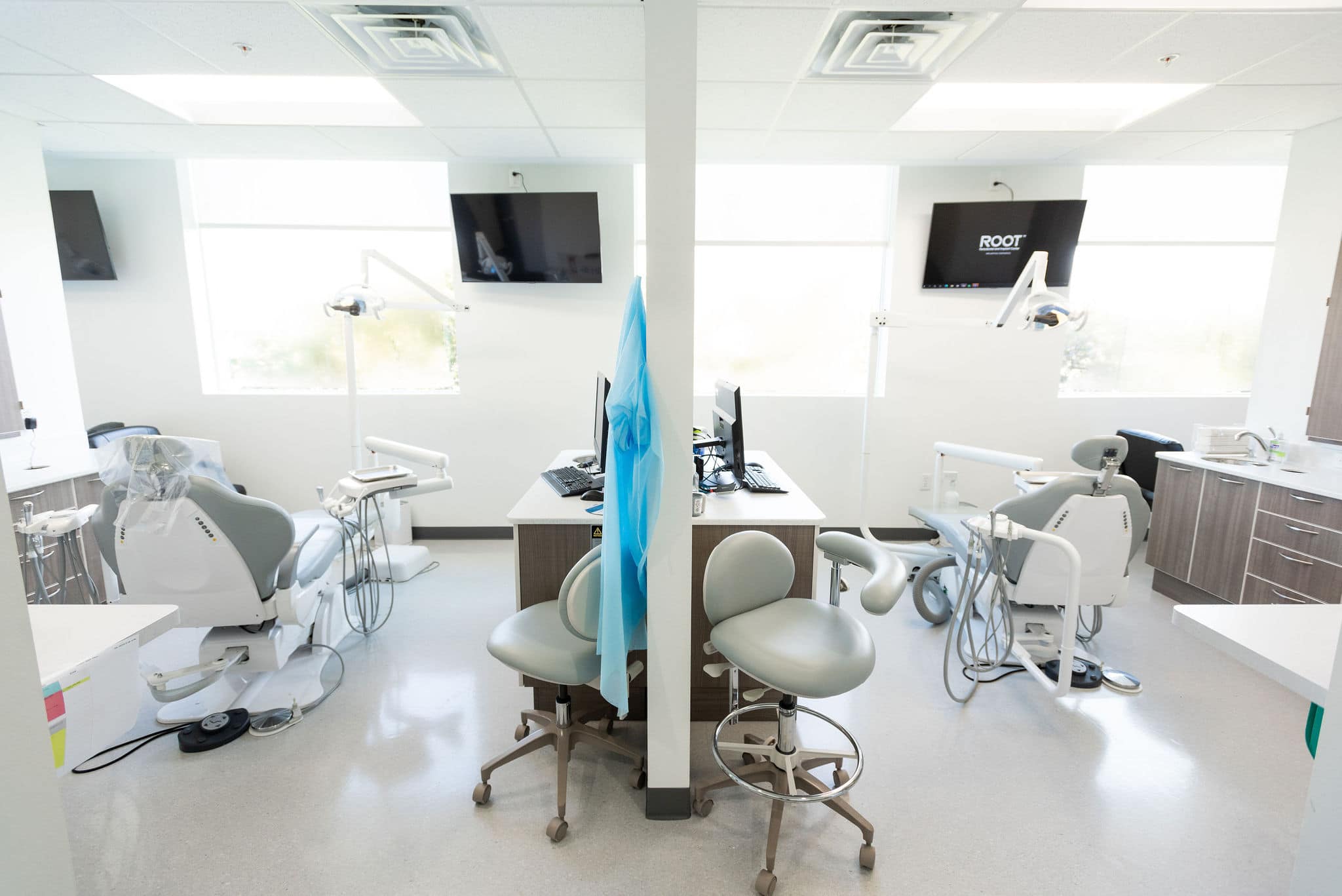 ROOT™ Periodontal and Implant Center Frisco TX - State of the Art Periodontics & Dental Implants