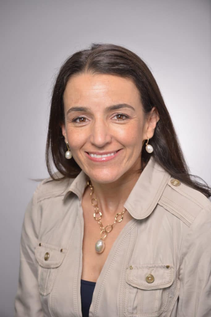 Pilar valderrama official